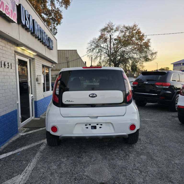 2017 Kia Soul Image 7