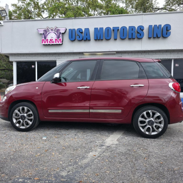 2017 FIAT 500L Image 4