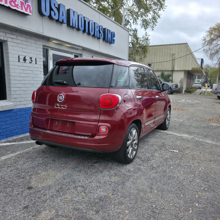 2017 FIAT 500L Image 6
