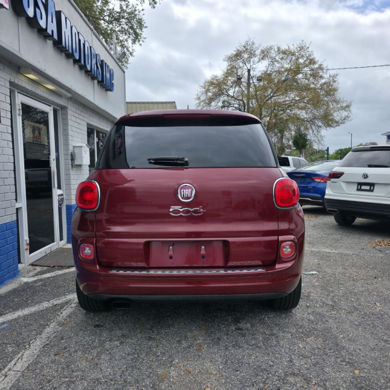 2017 FIAT 500L Image 7