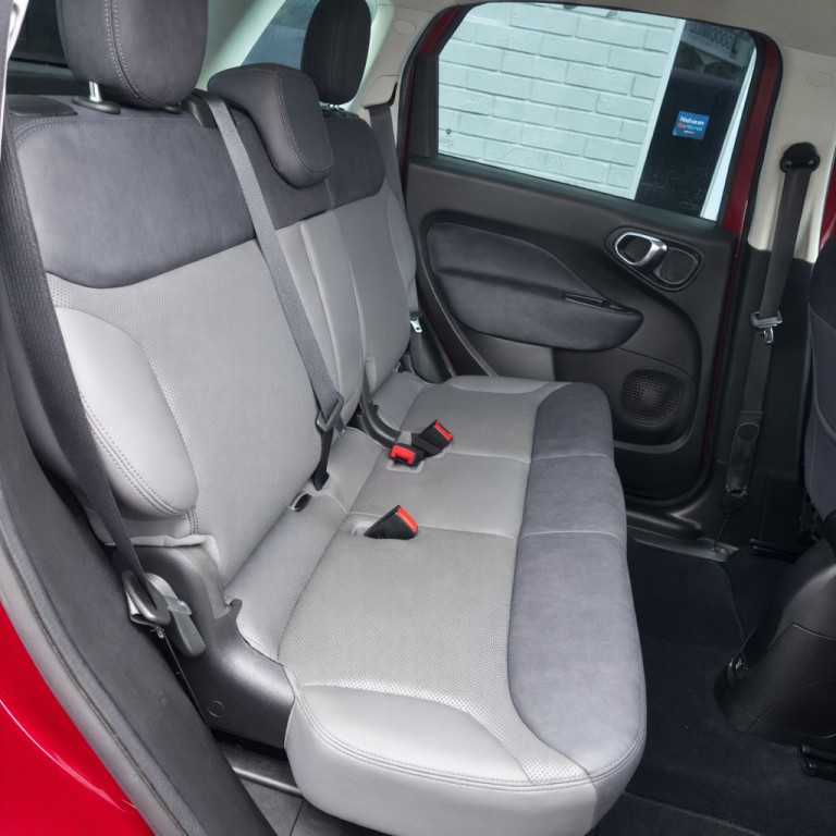 2017 FIAT 500L Image 15