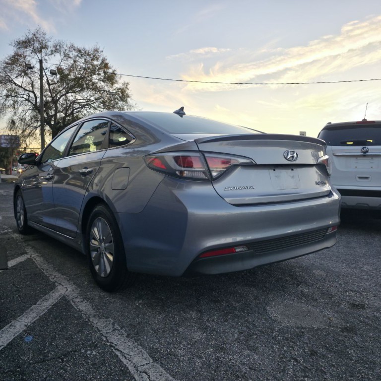 2017 Hyundai Sonata Image 8