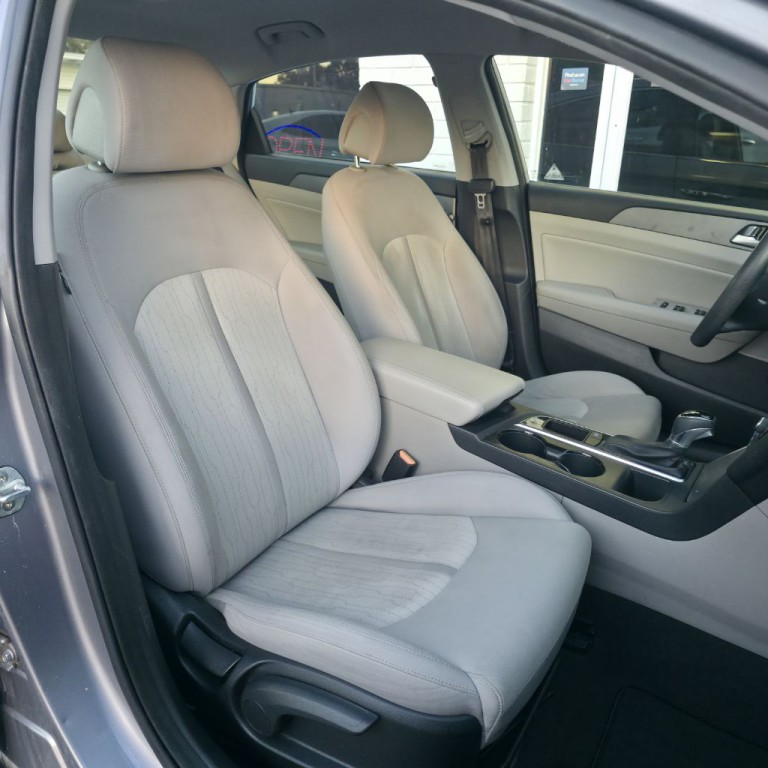 2017 Hyundai Sonata Image 12