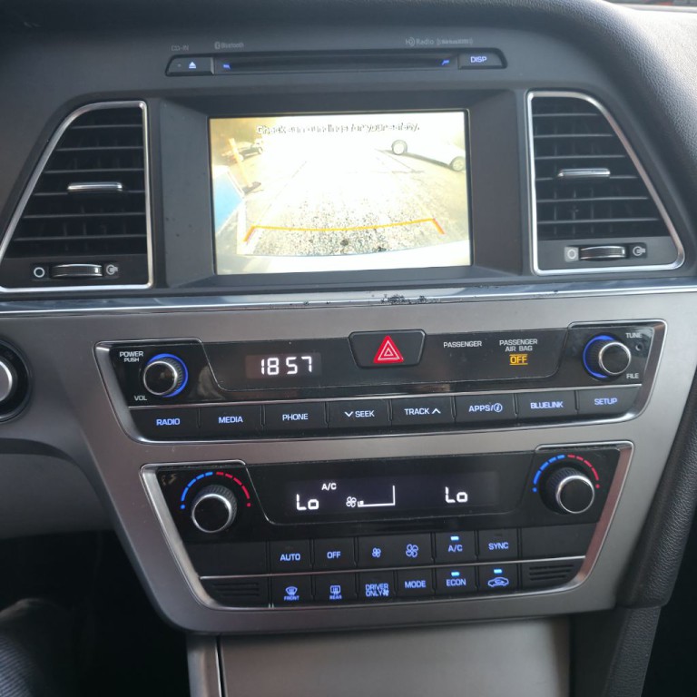 2017 Hyundai Sonata Image 17