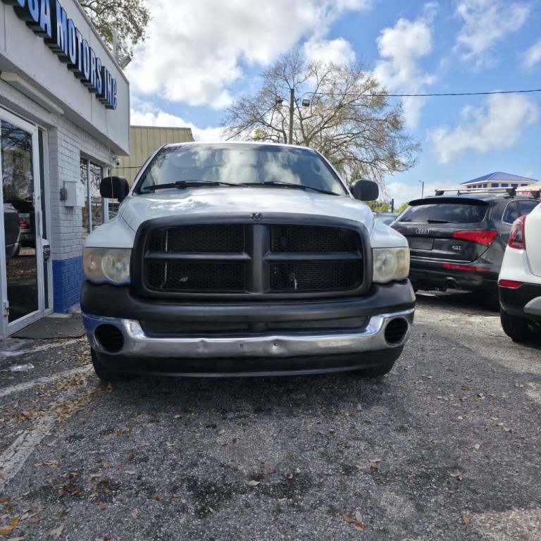 2005 Dodge Ram 1500 Image 2