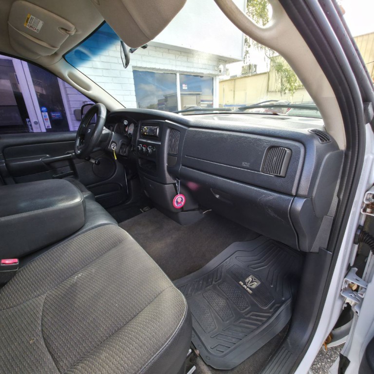 2005 Dodge Ram 1500 Image 13