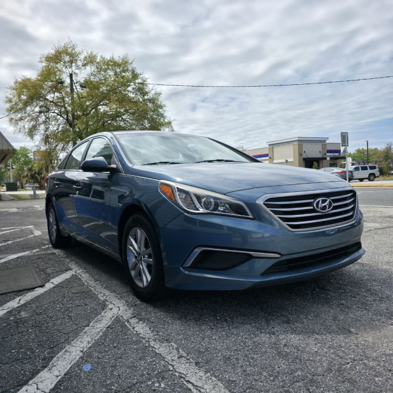 2017 Hyundai Sonata Image 3