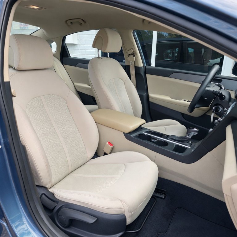 2017 Hyundai Sonata Image 12