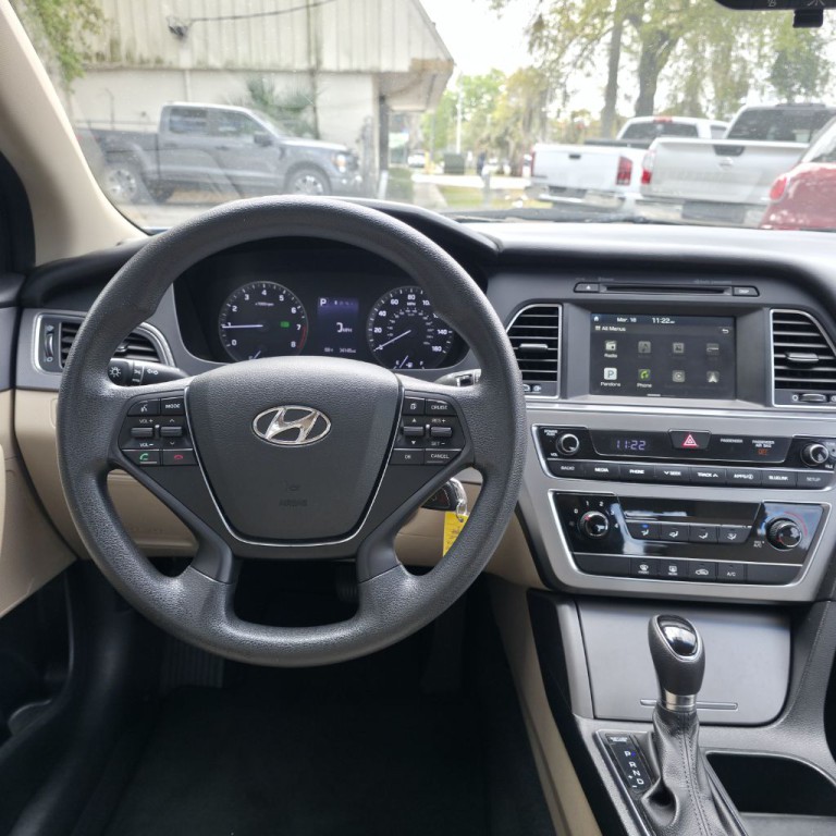2017 Hyundai Sonata Image 14