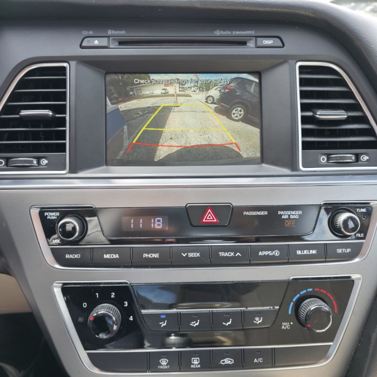 2017 Hyundai Sonata Image 17