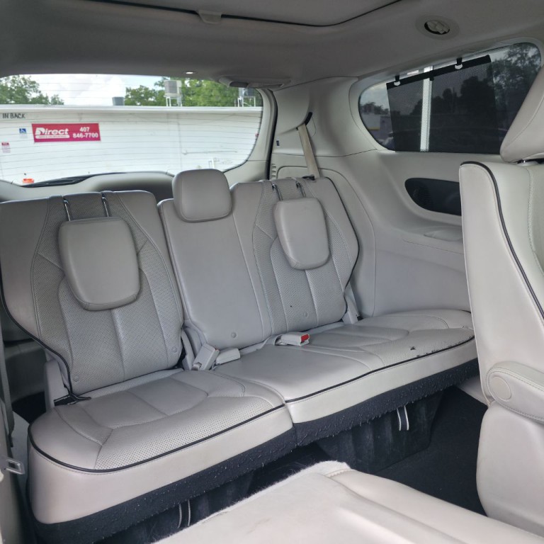 2018 Chrysler Pacifica Image 16