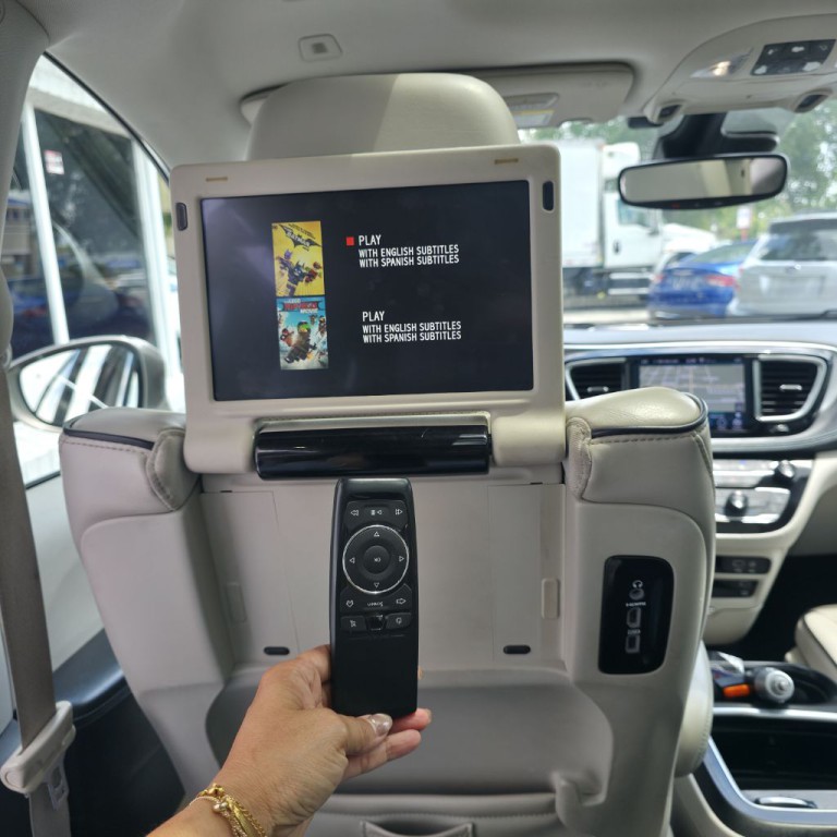 2018 Chrysler Pacifica Image 21