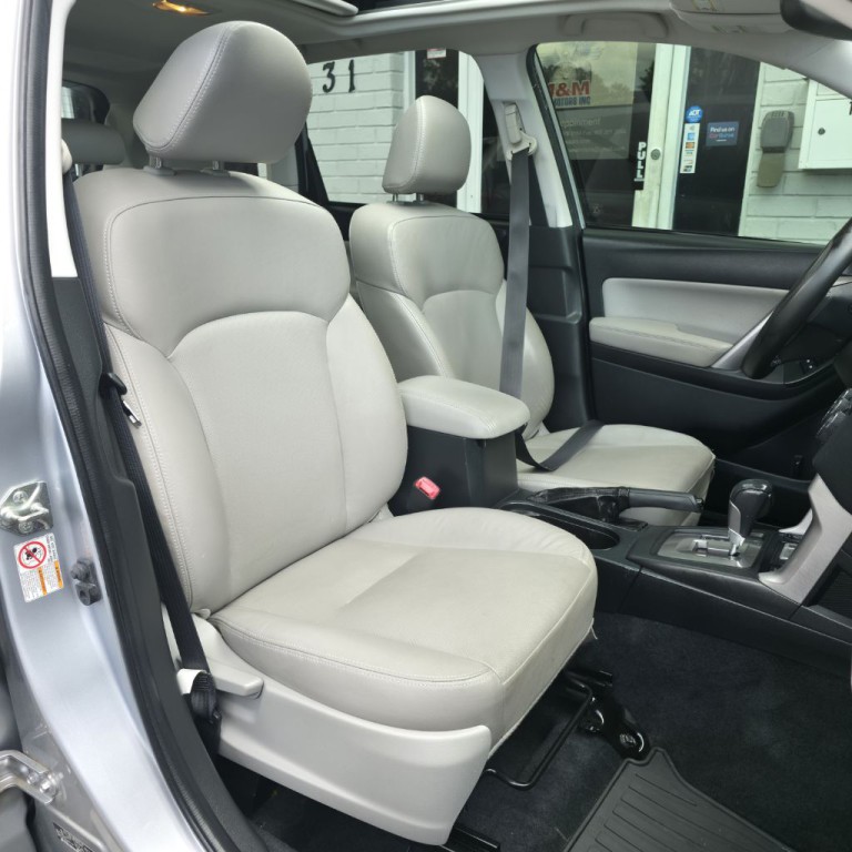 2015 Subaru Forester Image 13