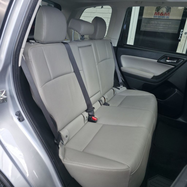 2015 Subaru Forester Image 16