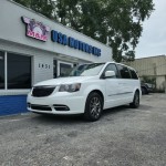 Image for 2015 Chrysler Town & Country S ID: 7446558