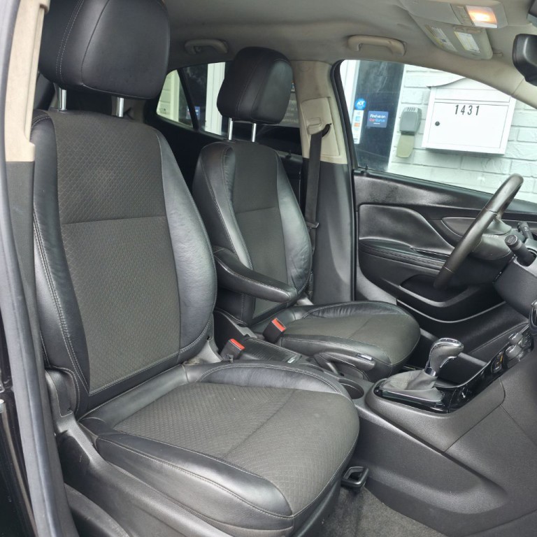 2017 Buick Enclave Image 9