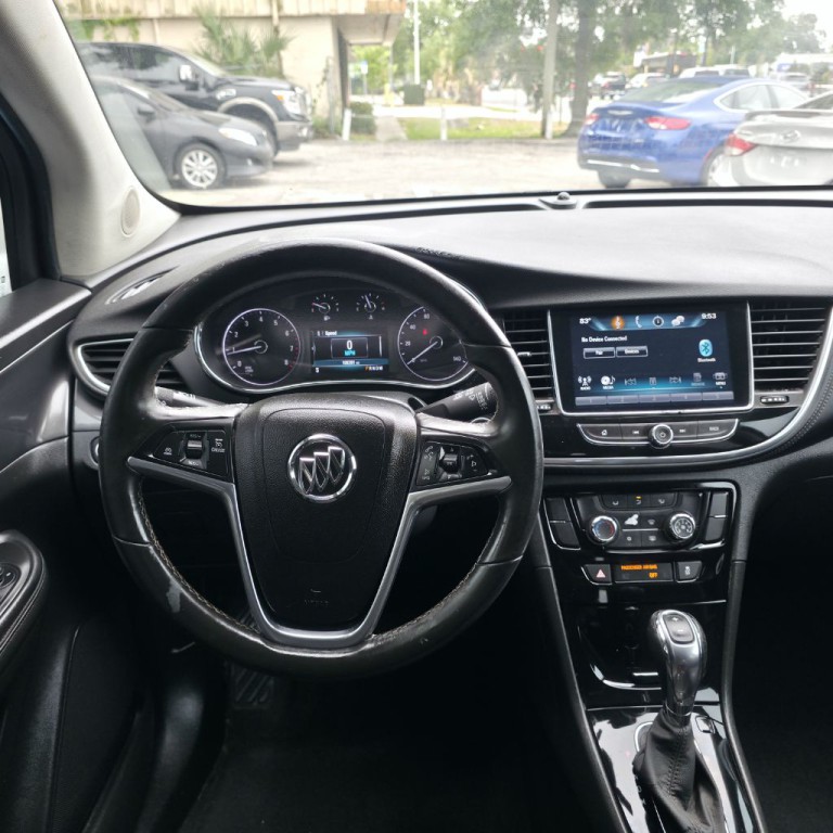 2017 Buick Enclave Image 12