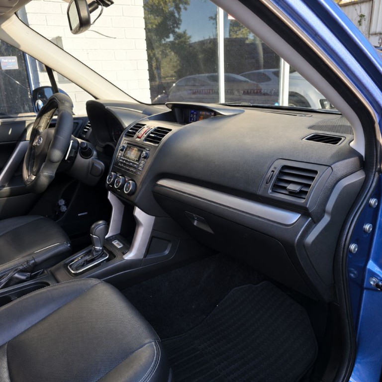 2015 Subaru Forester Image 5
