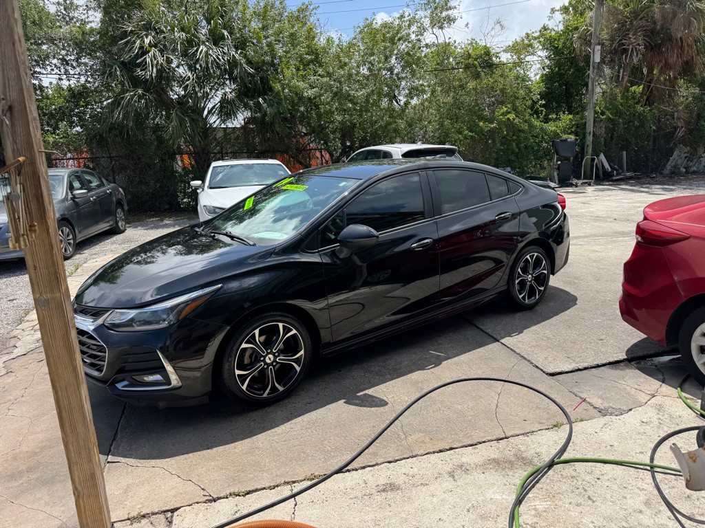 2019 Chevrolet Cruze Image 6
