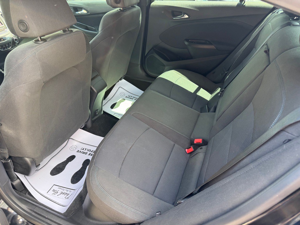 2019 Chevrolet Cruze Image 7