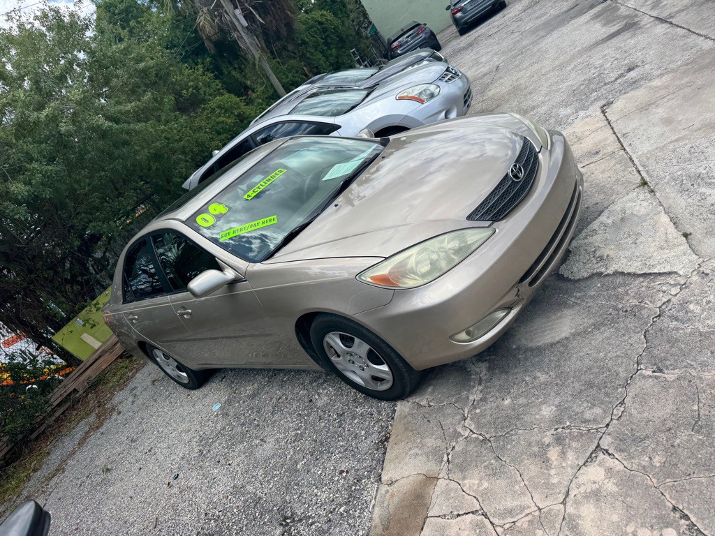 2004 Toyota Camry Image 6