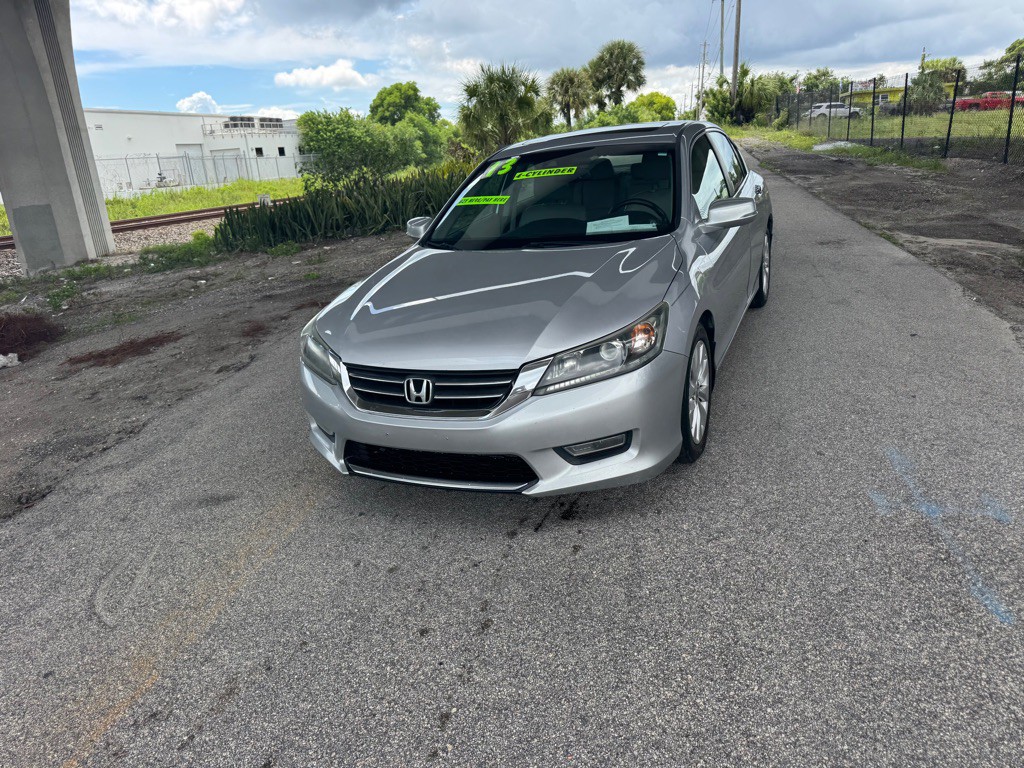 2013 Honda Accord Image 4