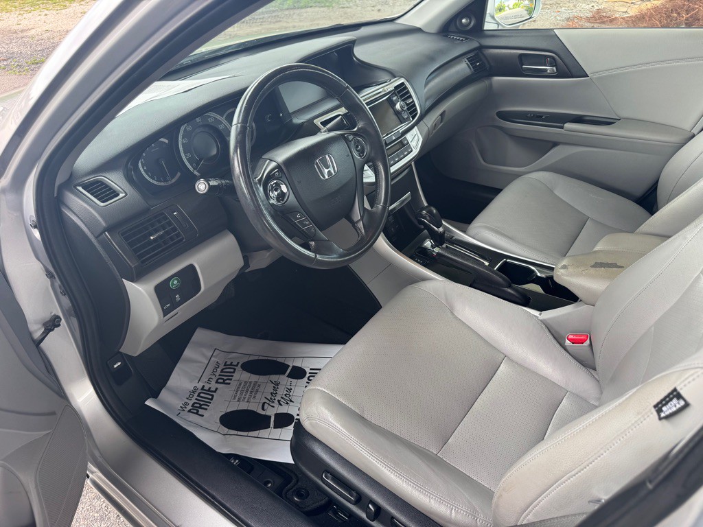 2013 Honda Accord Image 15