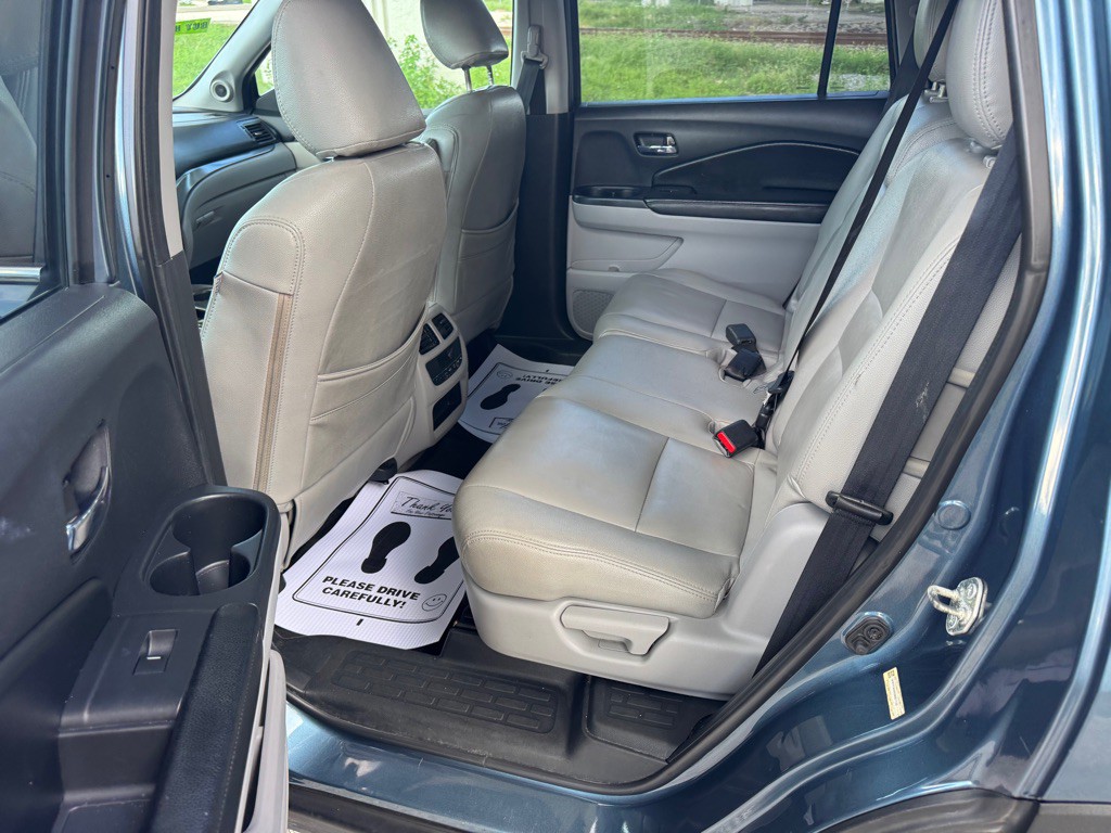 2016 Honda Pilot Image 6