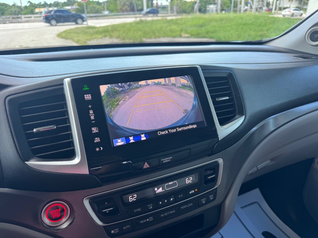 2016 Honda Pilot Image 8