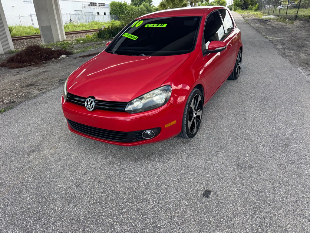 2010 Volkswagen Golf Image 5