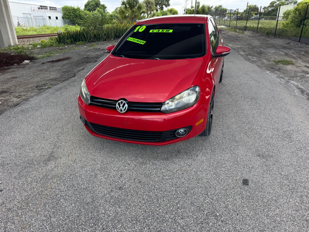 2010 Volkswagen Golf Image 6