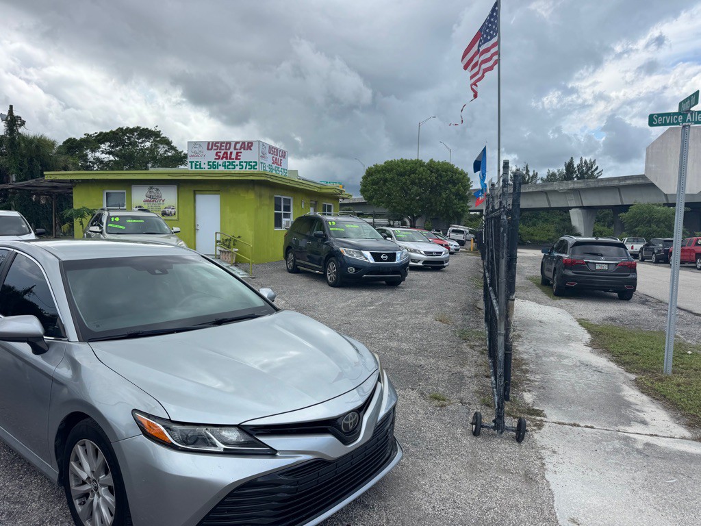 2018 Toyota Camry Image 9