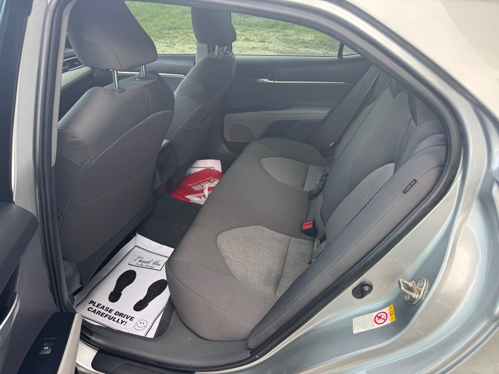 2018 Toyota Camry Image 14