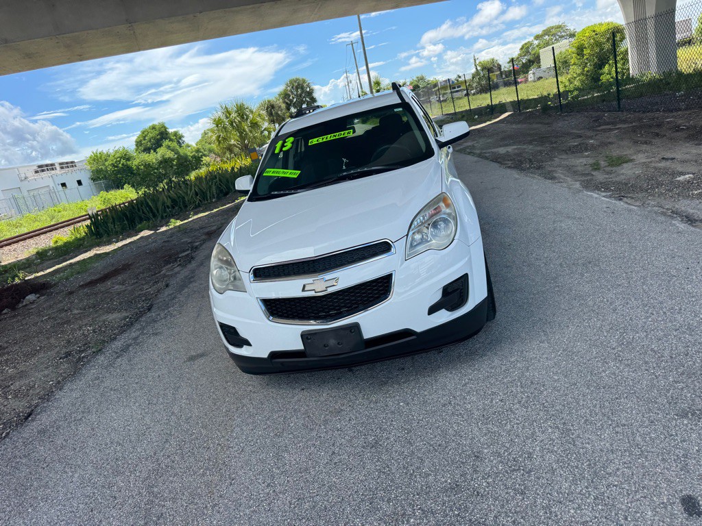 2013 Chevrolet Equinox Image 2