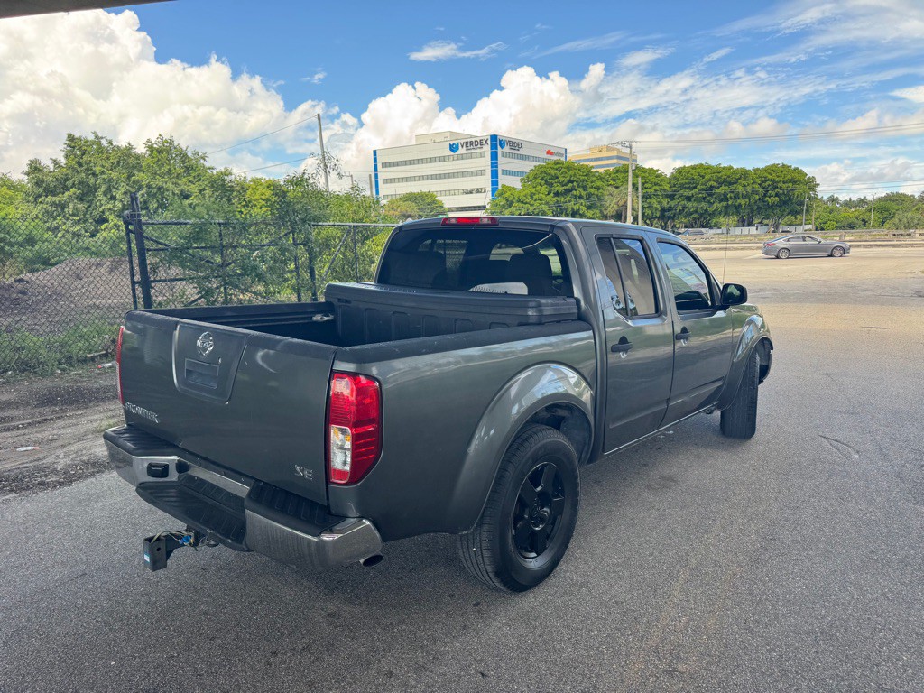 2007 Nissan Frontier Image 10