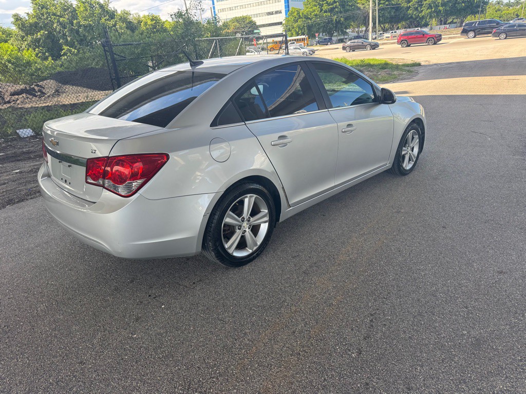 2014 Chevrolet Cruze Image 8
