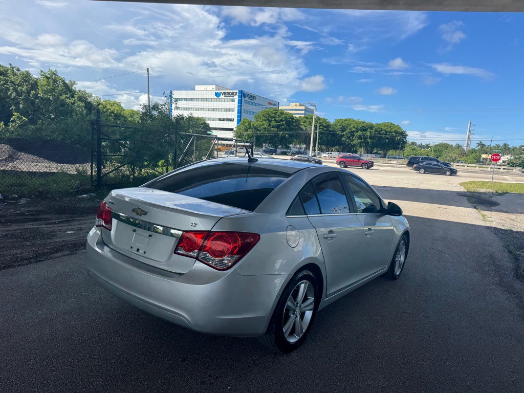 2014 Chevrolet Cruze Image 10