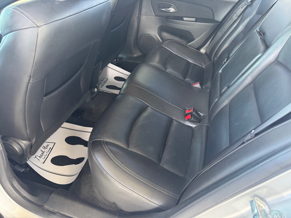 2014 Chevrolet Cruze Image 14