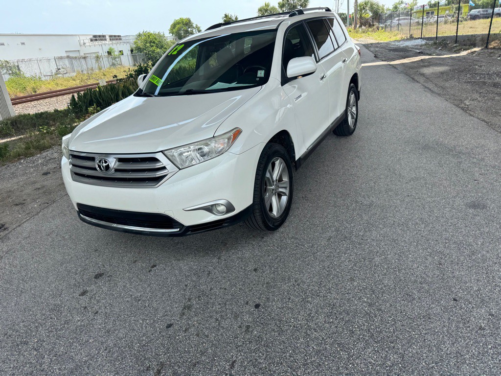 2012 Toyota Highlander Image 5