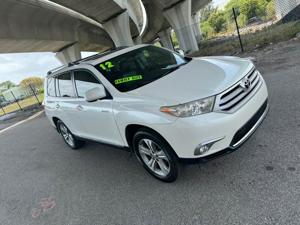 2012 Toyota Highlander Image 9