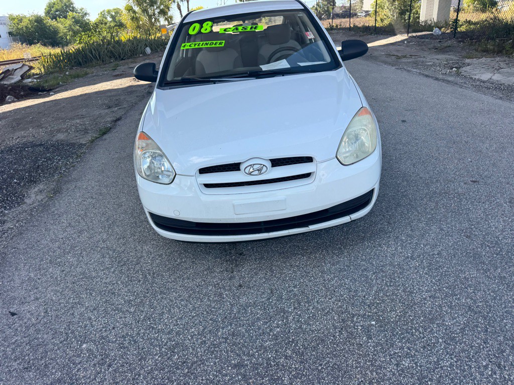 2008 Hyundai Accent Image 2