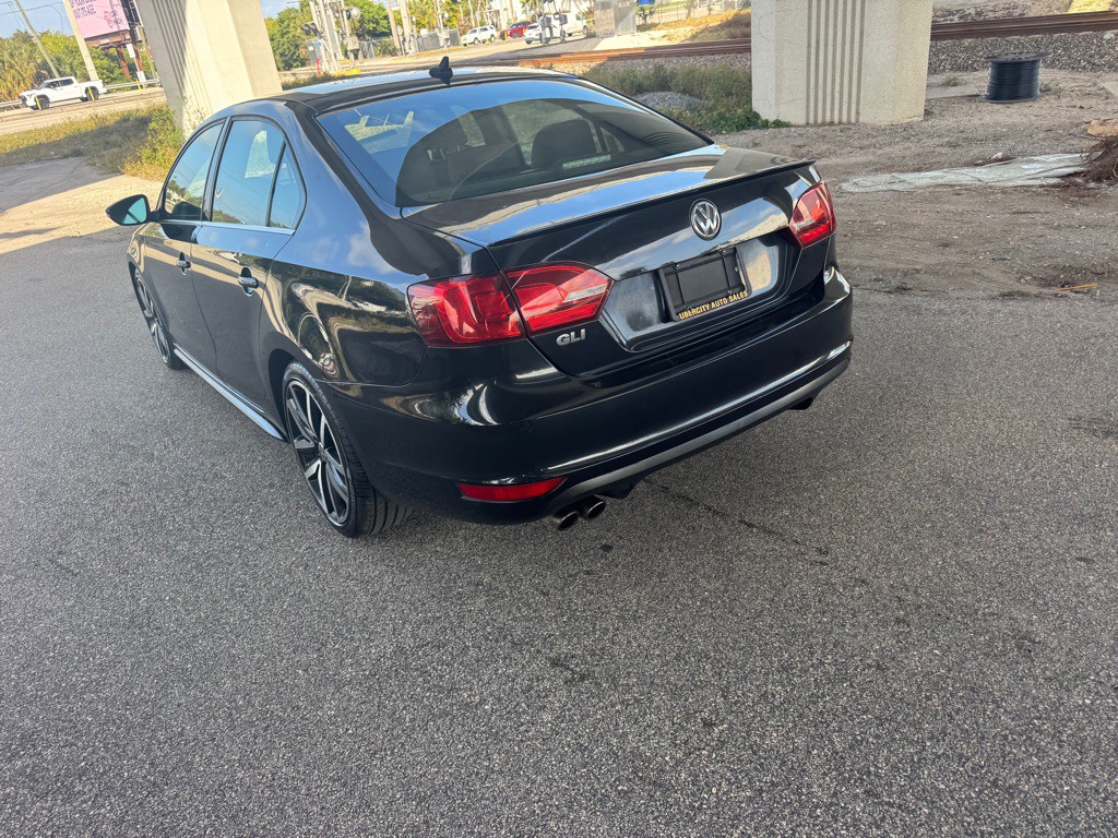2013 Volkswagen Jetta Image 9