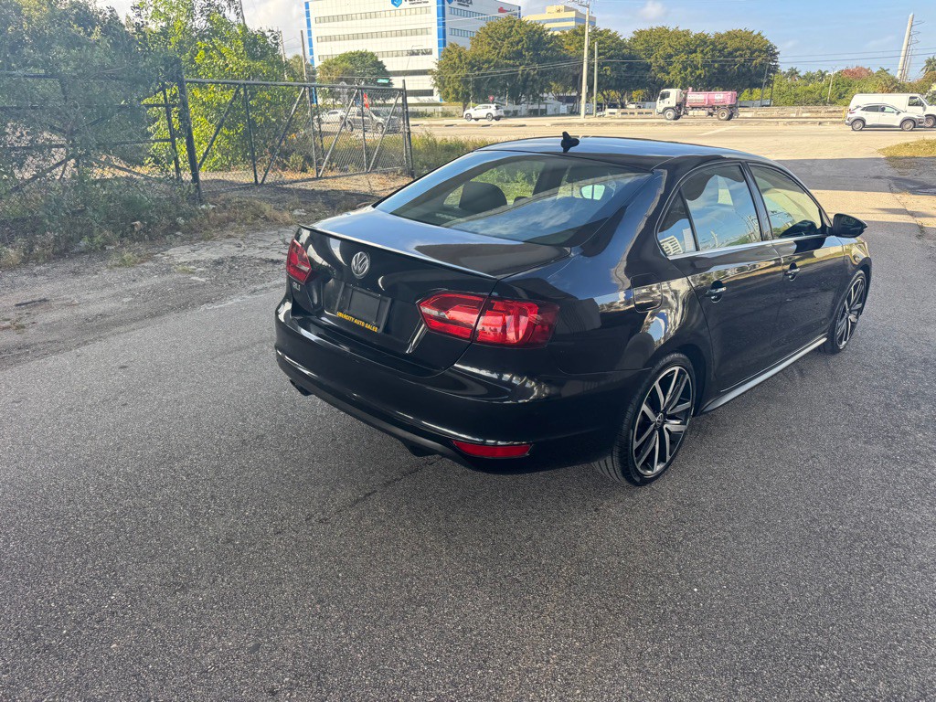 2013 Volkswagen Jetta Image 10