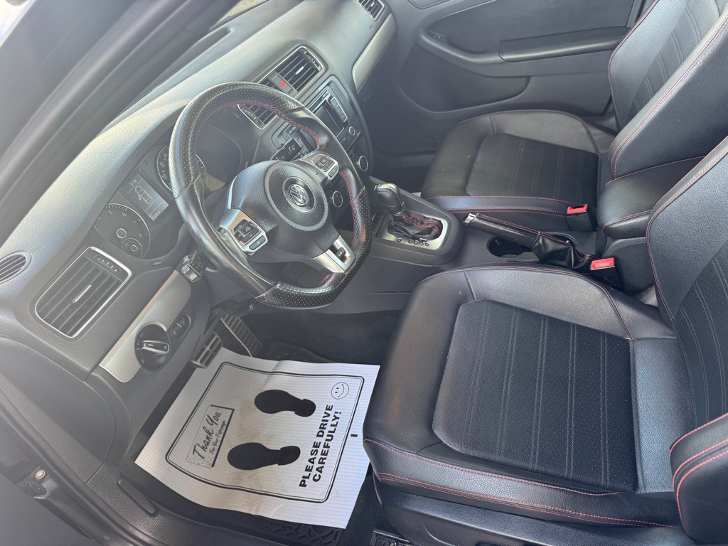 2013 Volkswagen Jetta Image 17