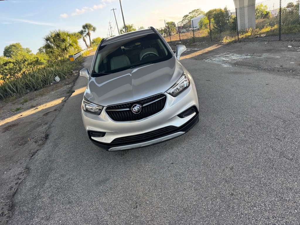 2019 Buick Enclave Image 2