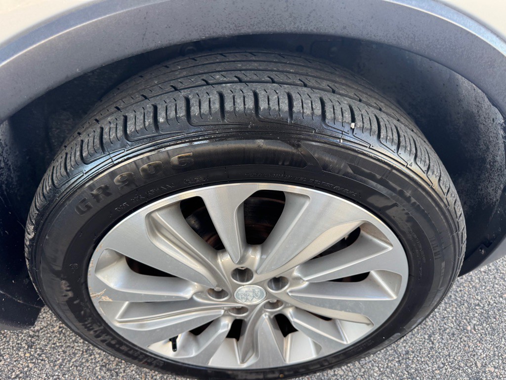 2019 Buick Enclave Image 6