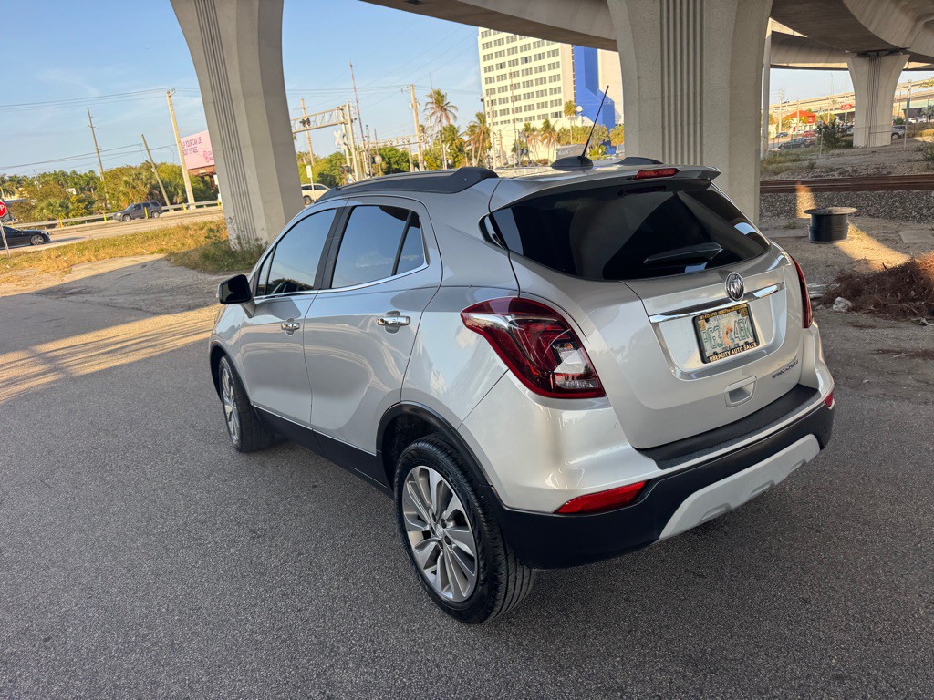 2019 Buick Enclave Image 9