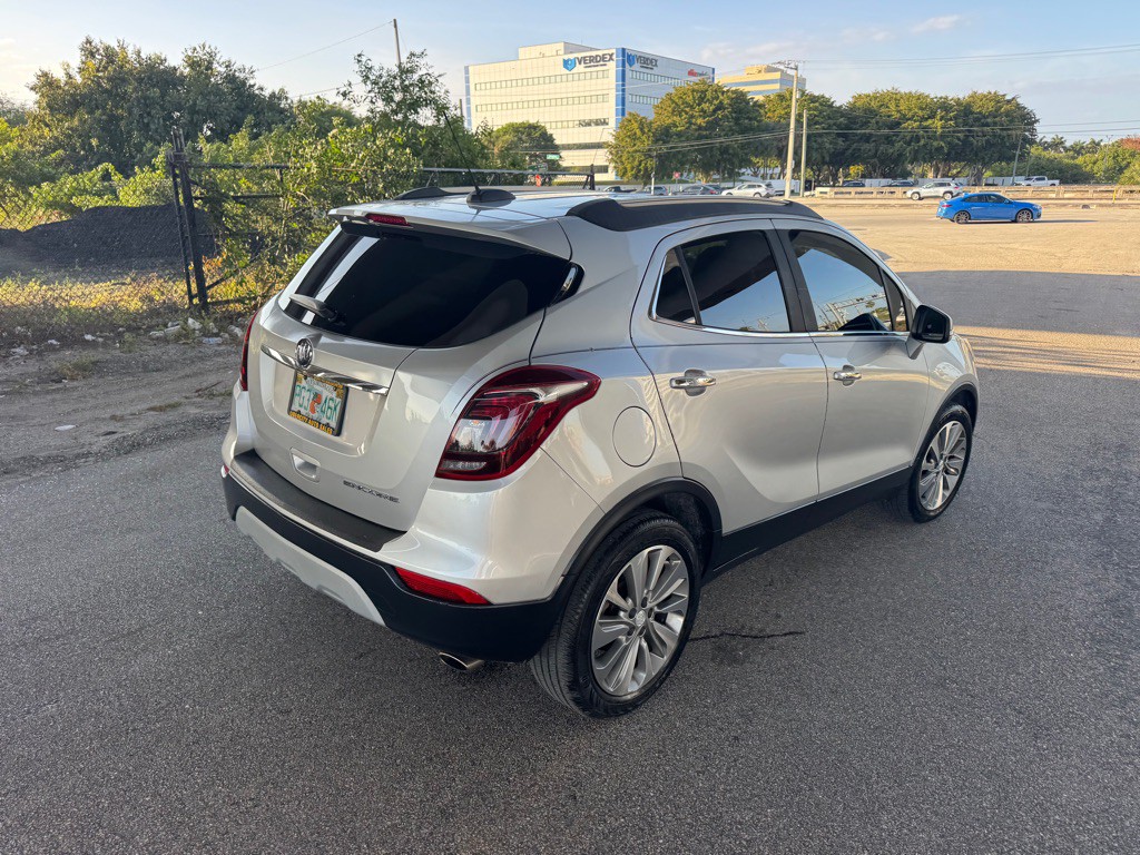 2019 Buick Enclave Image 10