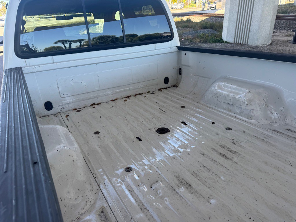 2004 Ford F-250 Image 6