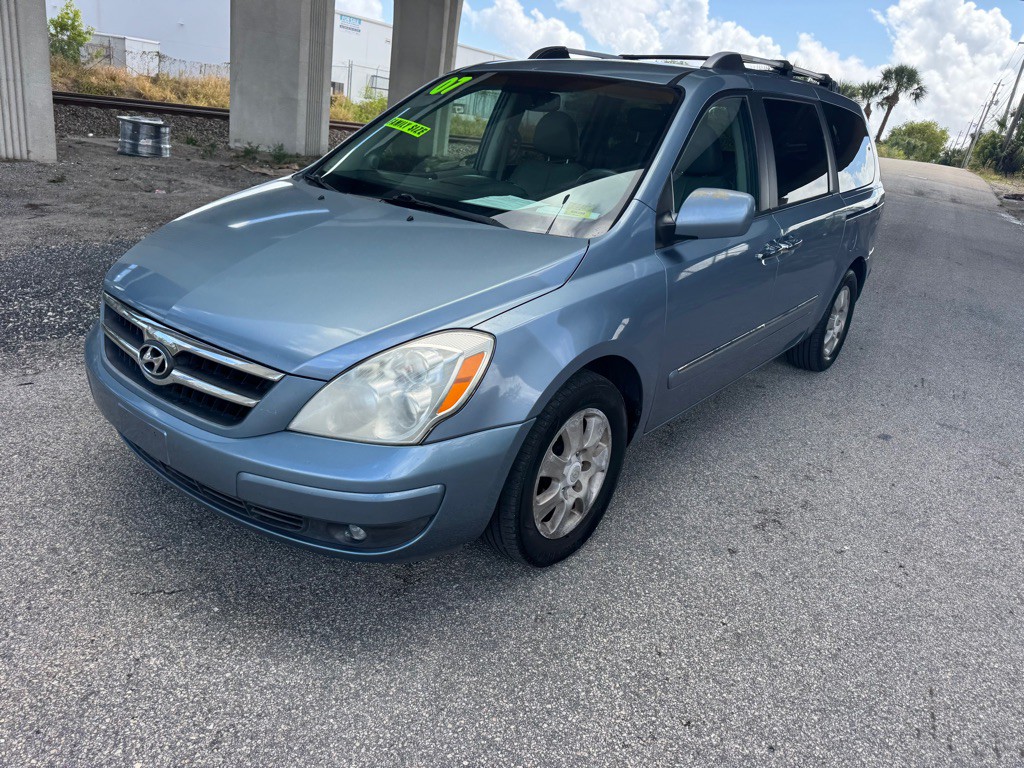 2007 Hyundai Entourage Image 22